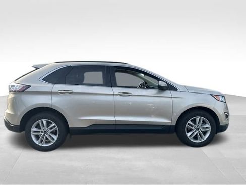 Used 2018 Ford Edge SEL w/ Equipment Group 201A image 8