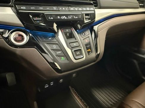 Used 2025 Honda Odyssey Touring image 23