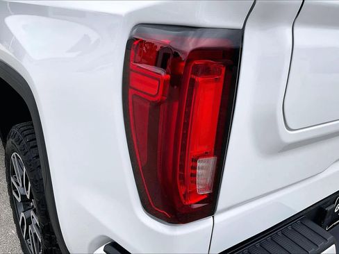 Used 2026 GMC Sierra 1500 AT4 w/ AT4 Premium Package AWD/4WD image 29