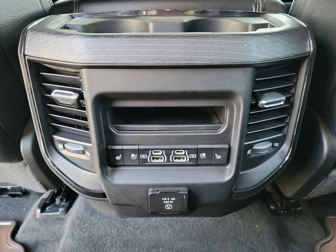 Used 2022 RAM 1500 Limited image 17
