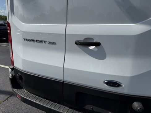 Used 2020 Ford Transit 350 Medium Roof RWD image 10