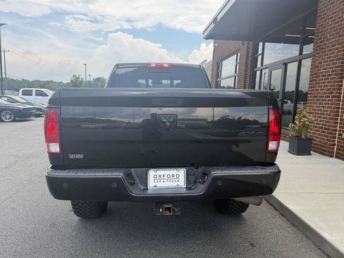 Used 2017 RAM 2500 Big Horn w/ Black Appearance Group AWD/4WD image 5