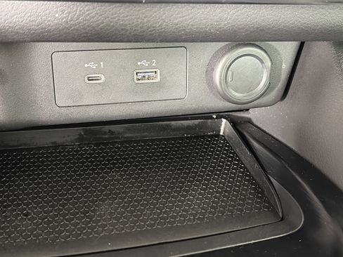 Used 2022 Nissan Rogue SV image 22