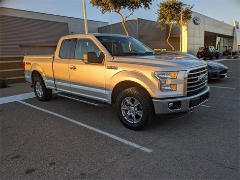 Used 2015 Ford F150 XLT w/ Equipment Group 301A Mid image 5