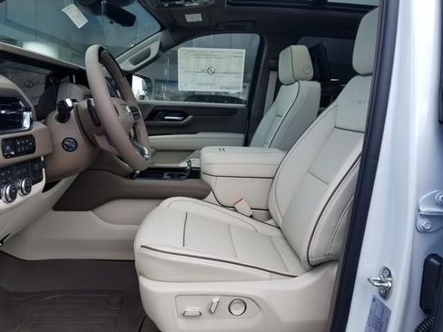 New 2026 GMC Yukon XL Denali w/ Advanced Technology Package AWD/4WD image 9