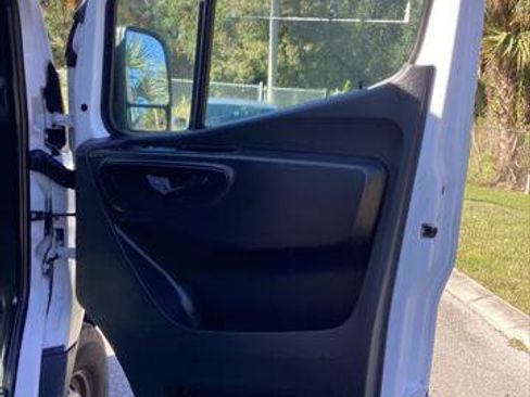 Used 2022 Mercedes-Benz Sprinter 1500 image 17