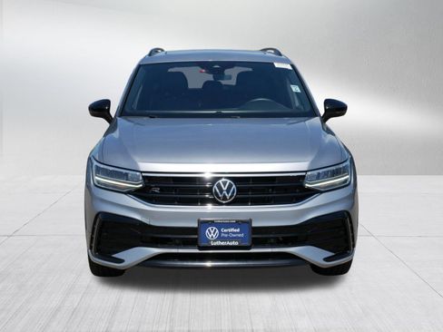 Certified 2023 Volkswagen Tiguan SE R-Line AWD/4WD image 2