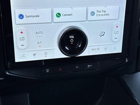 New 2025 Ford F150 Lightning Flash AWD/4WD image 19