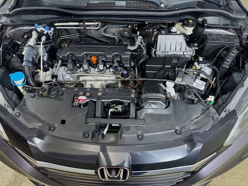 Used 2017 Honda HR-V LX image 27