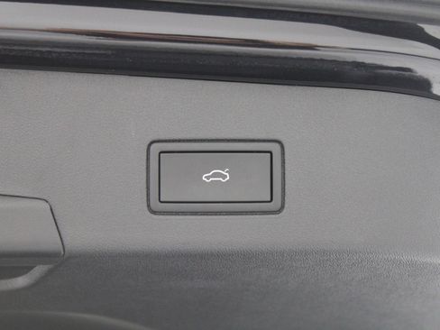 Used 2023 Volkswagen ID.4 Pro S AWD/4WD image 21
