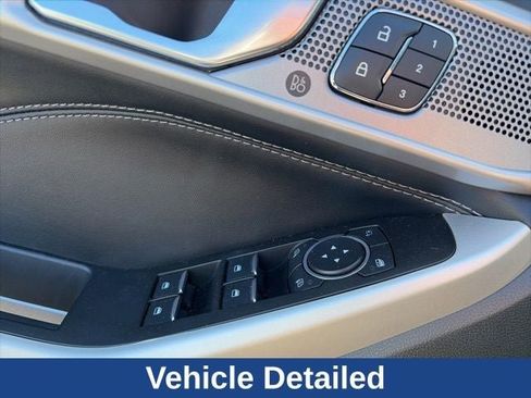 Used 2021 Ford Explorer Limited w/ Equipment Group 301A image 20