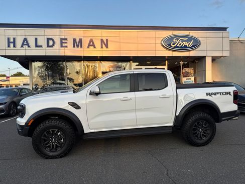 Used 2025 Ford Ranger Raptor AWD/4WD image 1