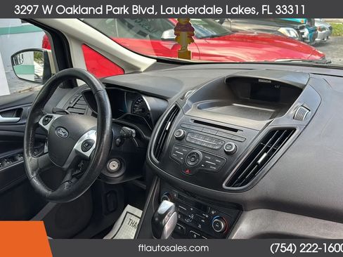 Used 2017 Ford C-MAX Energi SE FWD image 39