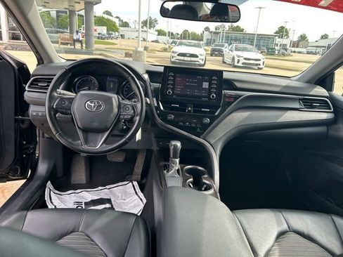 Used 2021 Toyota Camry SE image 29