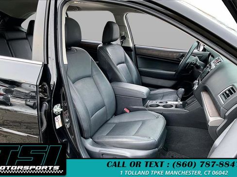 Used 2017 Subaru Outback 2.5i Limited image 7