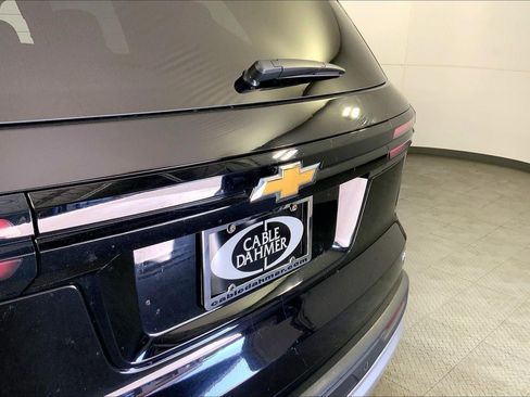 Used 2024 Chevrolet Traverse LT AWD/4WD image 29