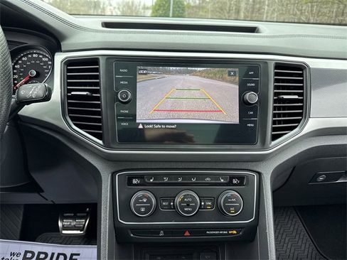 Used 2021 Volkswagen Atlas SE w/ Panoramic Sunroof Package image 25