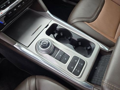 Certified 2022 Ford Explorer King Ranch w/ Technology Package image 17