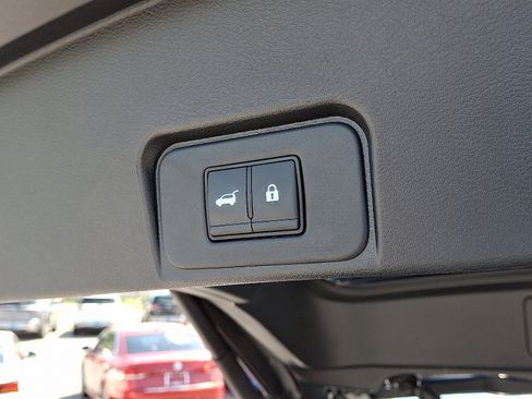 Certified 2024 Nissan Rogue SV w/ SV Premium Package AWD/4WD image 31