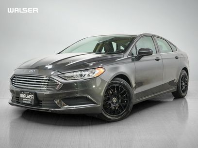 Used 2018 Ford Fusion SE w/ Fusion SE Technology Package