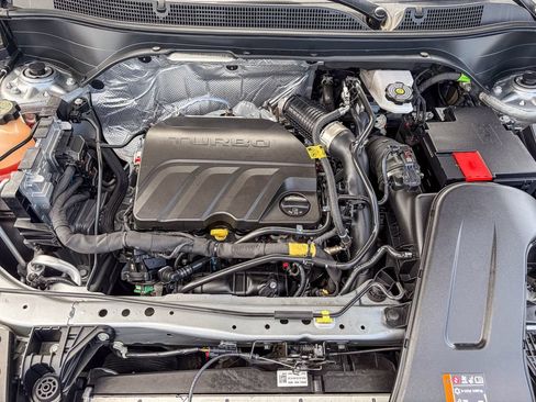 Used 2024 Chevrolet Trax LS w/ LS Convenience Package FWD image 55
