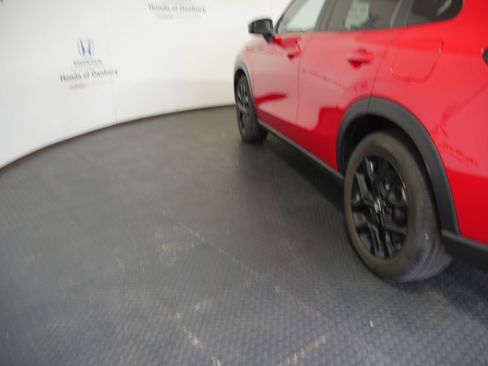 Used 2024 Honda HR-V Sport image 11