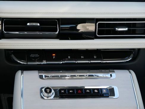 New 2026 Lincoln Aviator Reserve AWD/4WD image 15