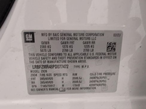 Used 2023 Buick Envision Preferred w/ Sport Touring Package AWD/4WD image 27