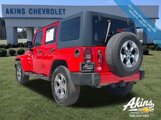 Used 2017 Jeep Wrangler Unlimited Sahara w/ Connectivity Group AWD/4WD video 2