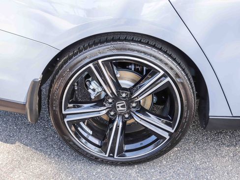 Used 2024 Honda Accord Sport image 8