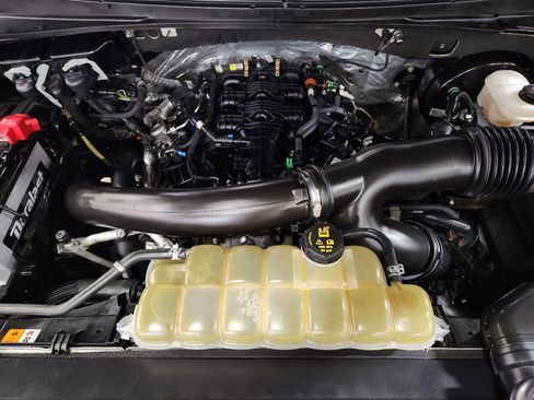 Used 2021 Ford Expedition XLT image 52