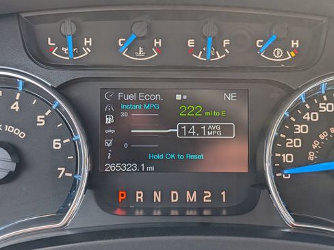 Used 2014 Ford F150 XLT w/ Equipment Group 302A Luxury AWD/4WD image 24