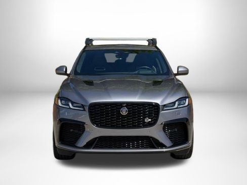 Used 2023 Jaguar F-PACE SVR AWD/4WD image 9