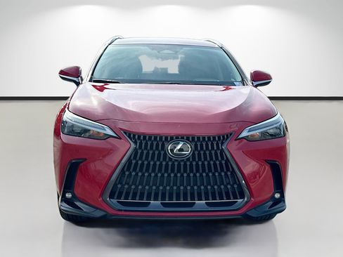 Used 2025 Lexus NX 250 FWD w/ Towing Package (2000 Lbs) image 2