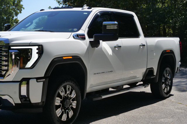 Used 2024 GMC Sierra 2500 Denali AWD/4WD image 47