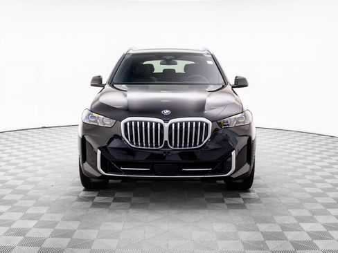 Certified 2026 BMW X5 xDrive50e w/ Executive Package AWD/4WD image 9