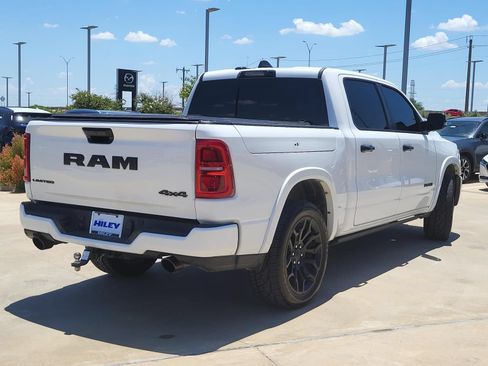 Used 2025 RAM 1500 Limited AWD/4WD image 5