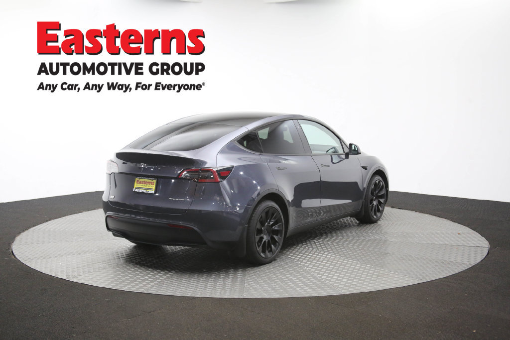 Used 2022 Tesla Model Y Long Range AWD/4WD image 37
