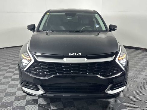 Used 2024 Kia Sportage EX image 2