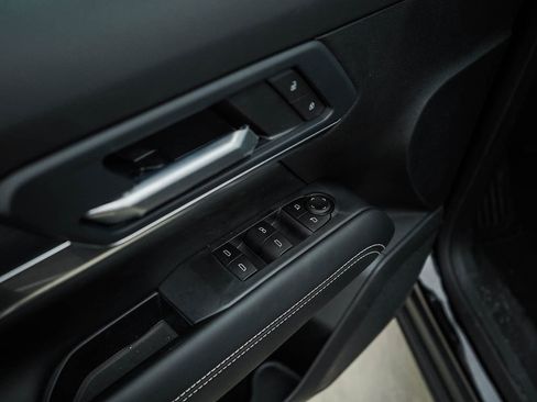 New 2026 GMC Terrain Elevation w/ Black Edition AWD/4WD image 18