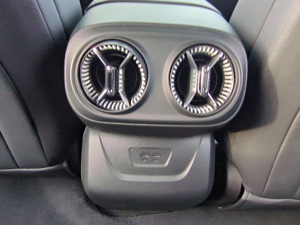 Used 2024 Chevrolet Blazer EV LT AWD/4WD image 20
