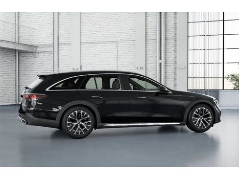 New 2026 Mercedes-Benz E 450 4MATIC All-Terrain Wagon image 18