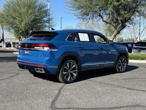 Certified 2025 Volkswagen Atlas Cross Sport SEL Premium R-Line image 4