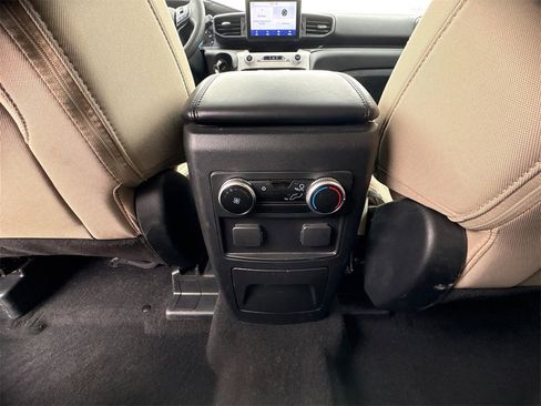 Used 2023 Ford Explorer 4WD image 10