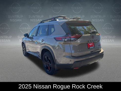 Used 2025 Nissan Rogue SV AWD/4WD image 3