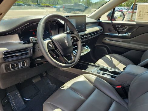 Certified 2023 Lincoln Corsair FWD image 13