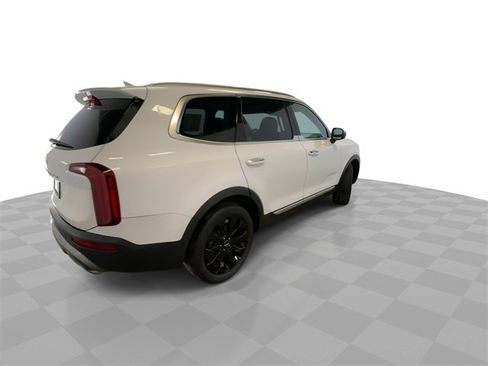 Used 2022 Kia Telluride S image 8