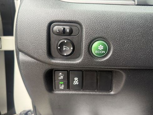Used 2019 Honda Pilot LX image 13