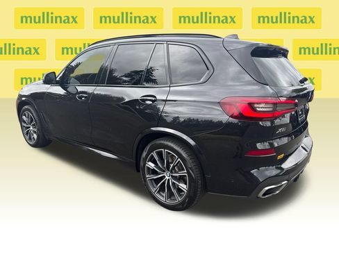 Used 2022 BMW X5 xDrive40i w/ M Sport Package AWD/4WD image 10