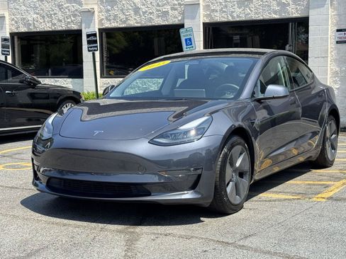 Used 2023 Tesla Model 3 Standard Range RWD image 18
